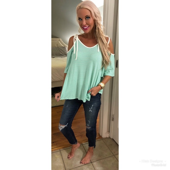 😊LAST 2! Self Tie Bow Tunic in Mint w/Stripes! - Picture 4 of 5